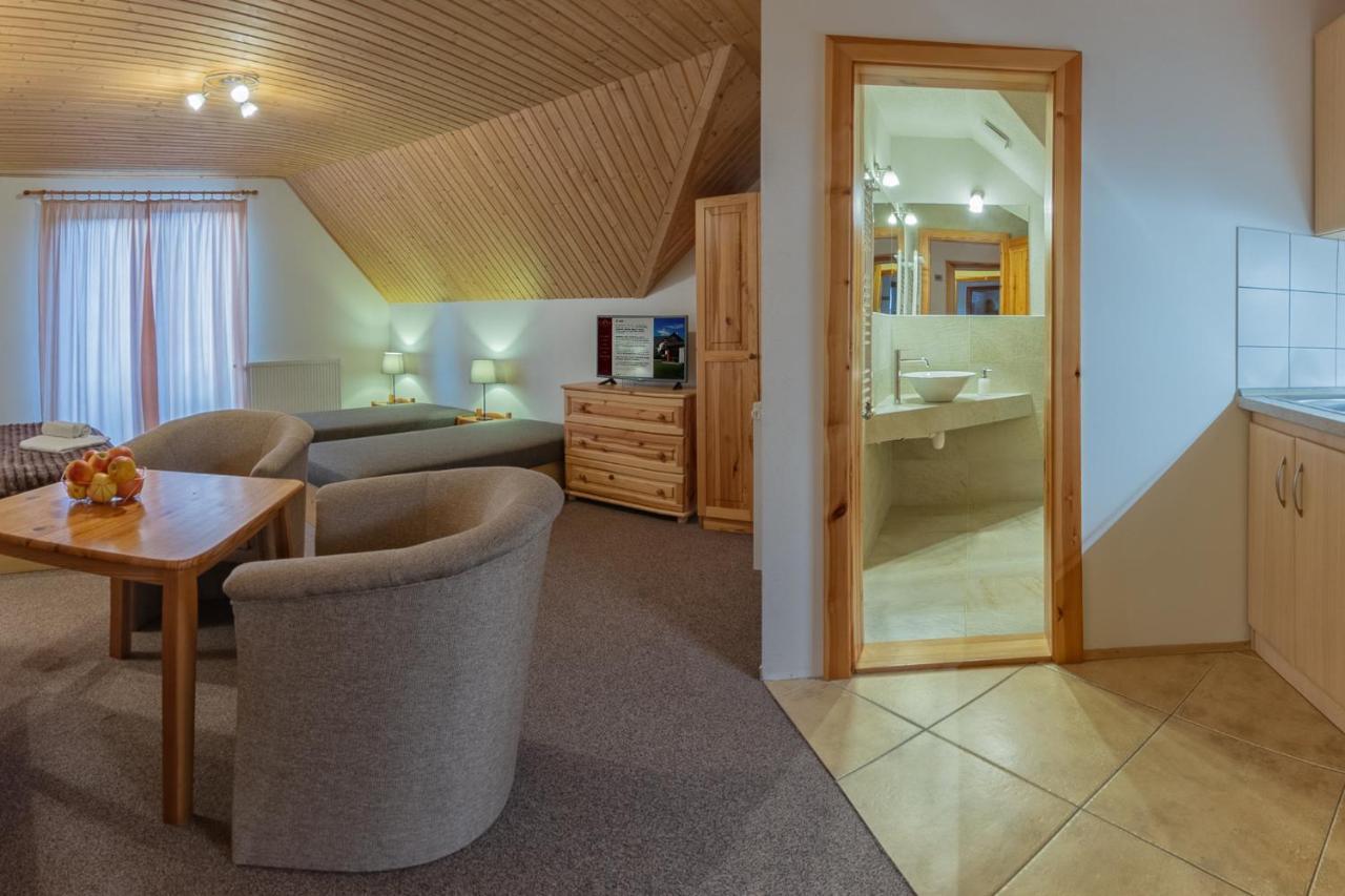 Apartmany A Studia Villa Flora Liptowska Sielnica Zewnętrze zdjęcie